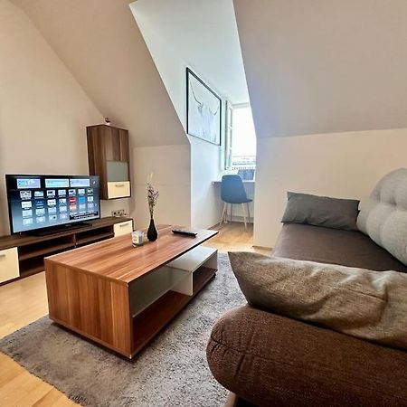Panorama Schlossberg & Jacuzzi グラーツ エクステリア 写真